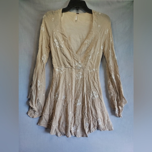 Free People‎ dress - Picture 1 of 3